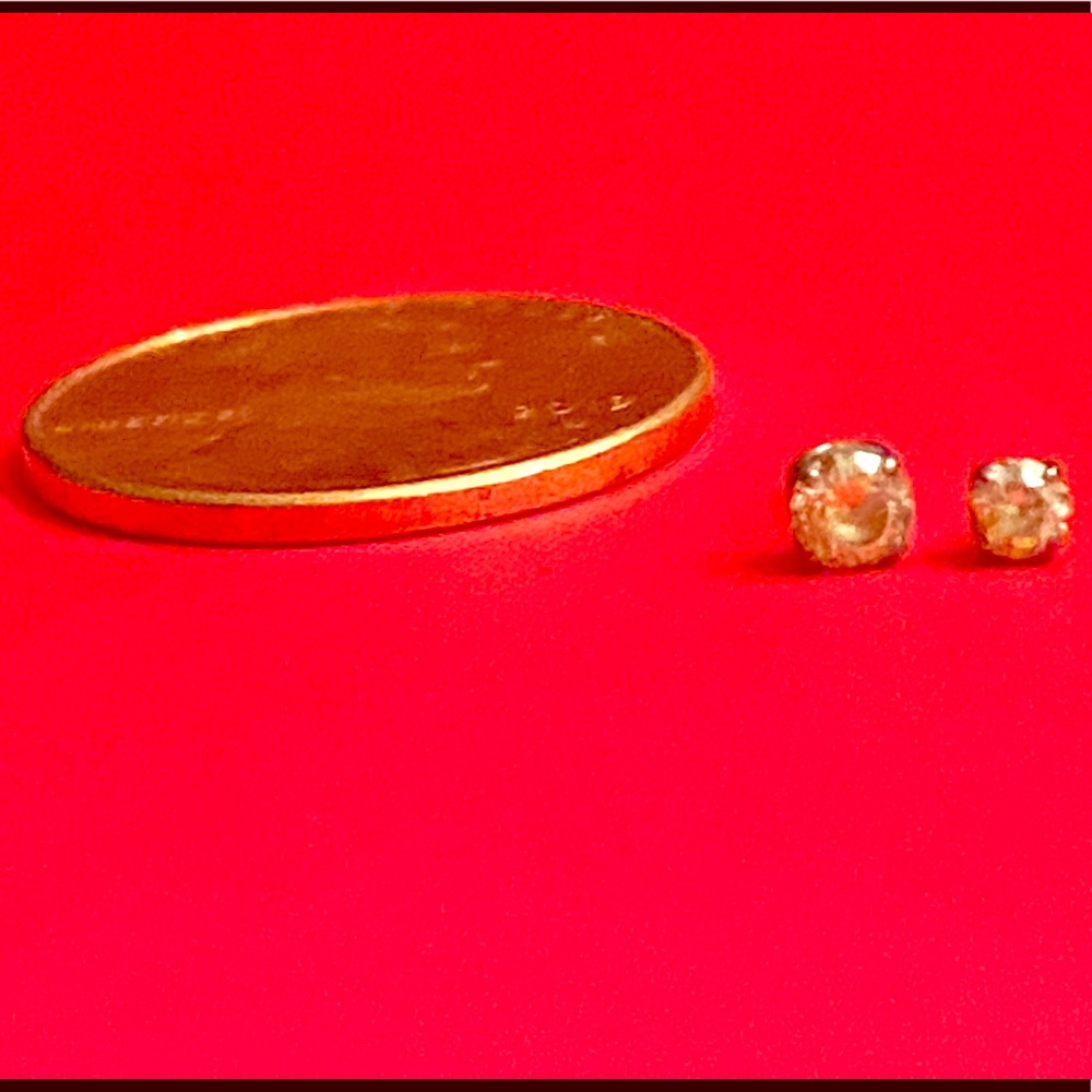 2 Sterling silver threadless threadless earring